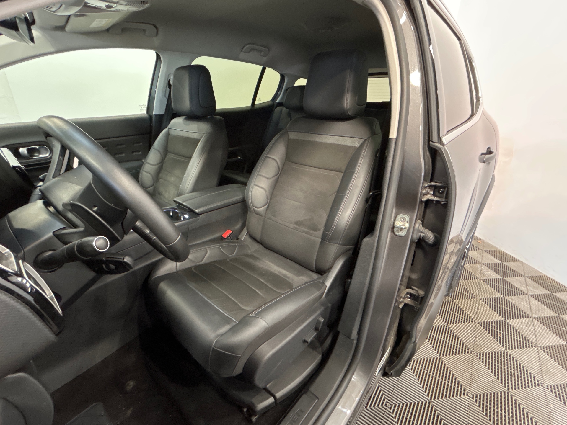 CITROEN C5 AIRCROSS Hybride 136 e-DCS6 Max