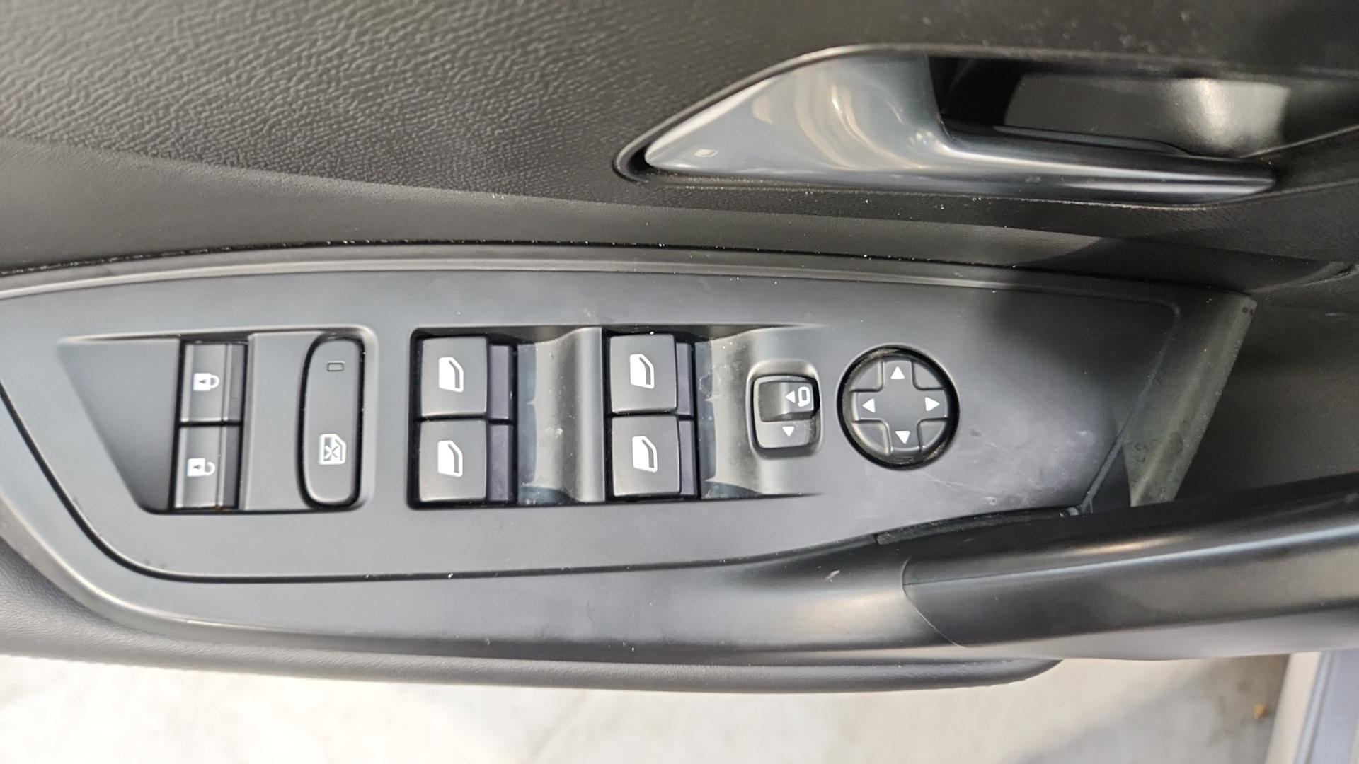 PEUGEOT 308 BlueHDi 130ch S&S EAT8 Allure