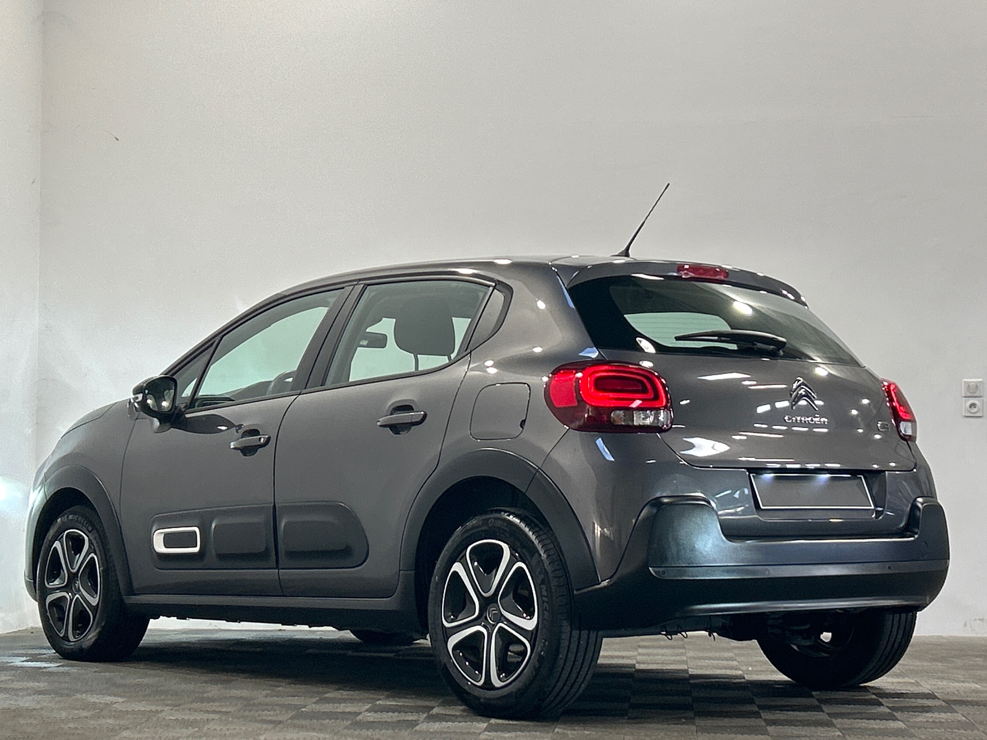 CITROEN C3 PureTech 110 BVM6 Plus