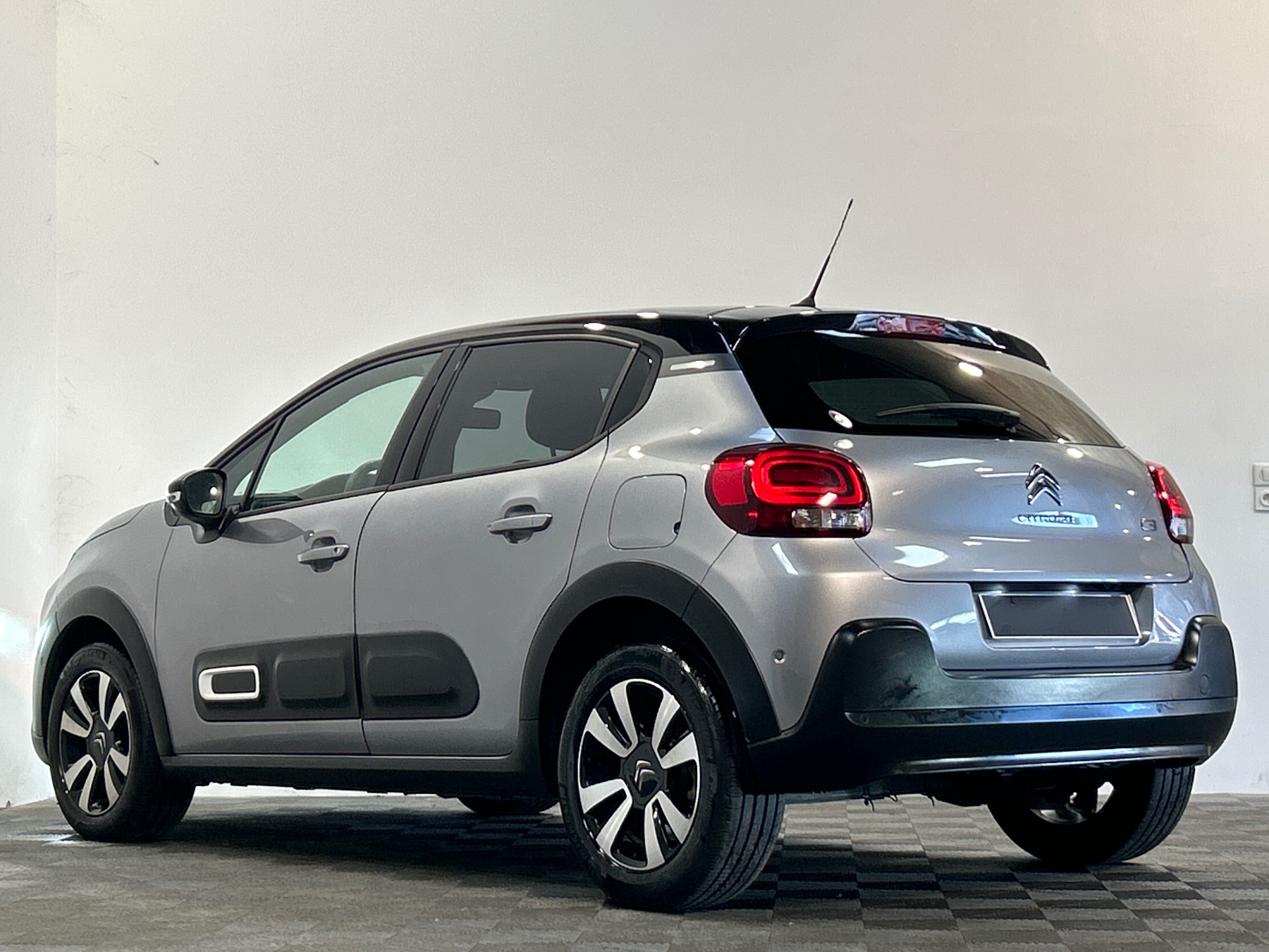 CITROEN C3 PT110 S&S BVM6 SHINE
