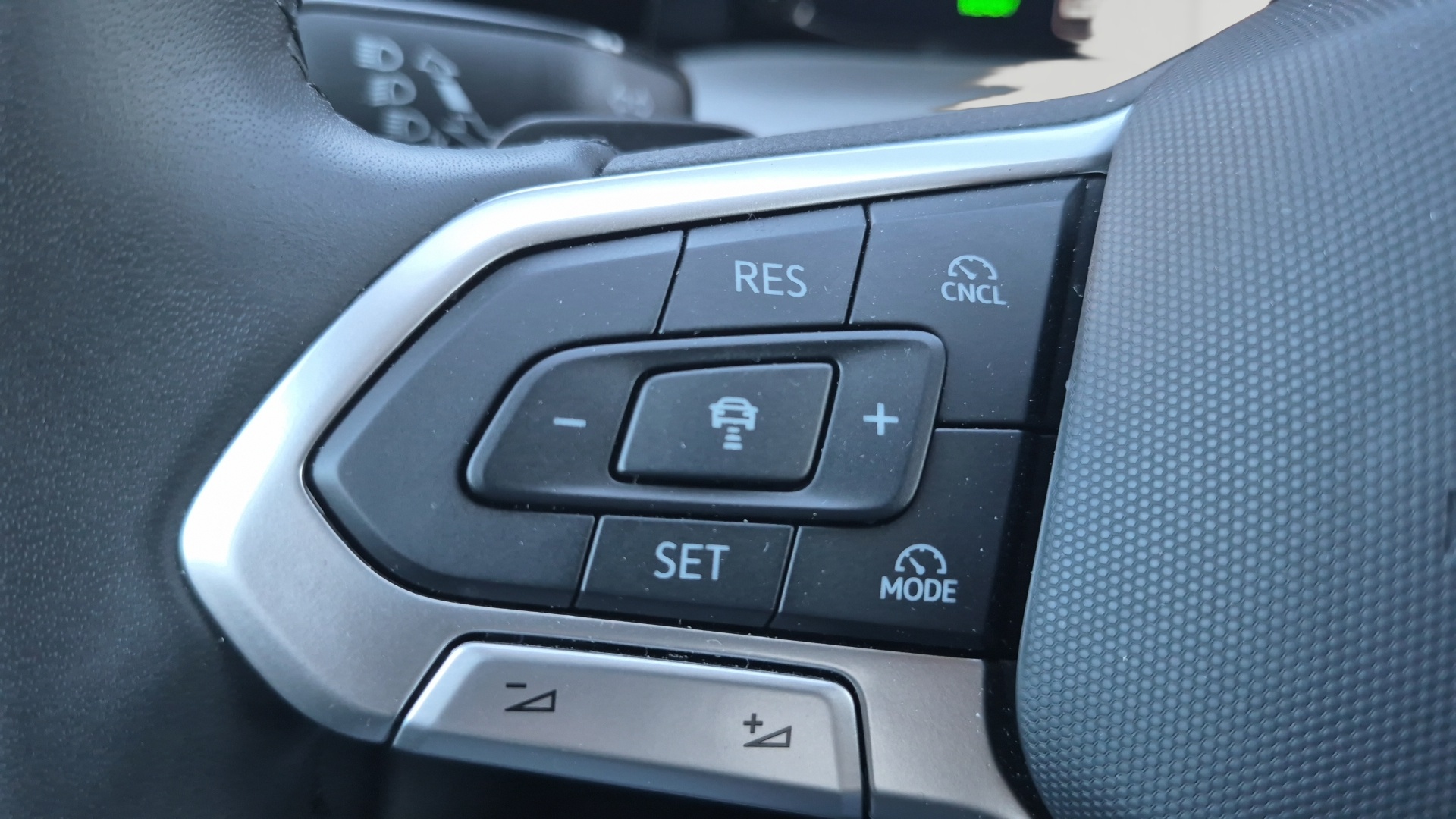 VOLKSWAGEN GOLF 8 VW Edition 1.5 eTSI EVO2 116 DSG