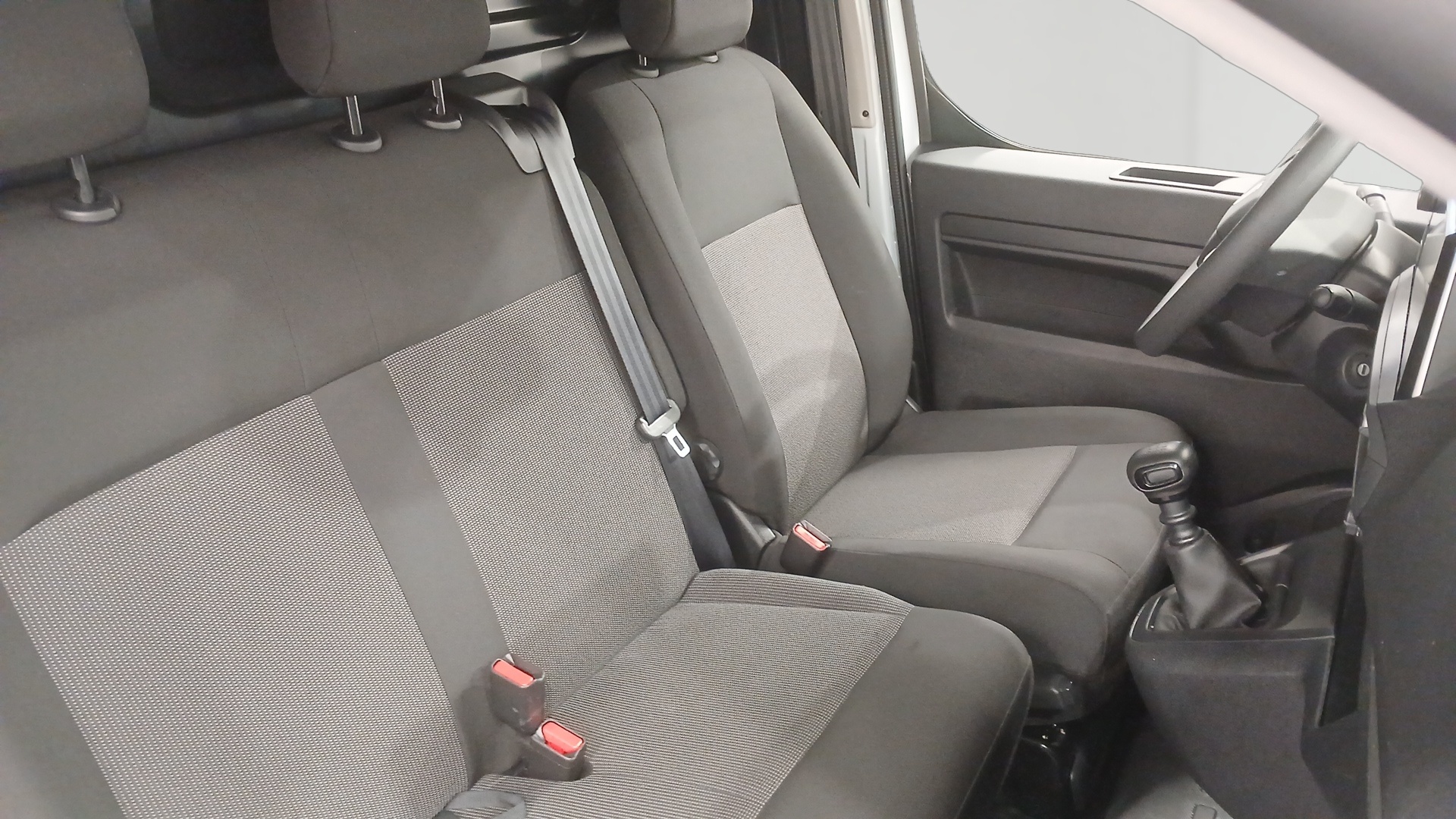 PEUGEOT EXPERT FOURGON Fourgon Taille M BlueHDi 145 BVM6