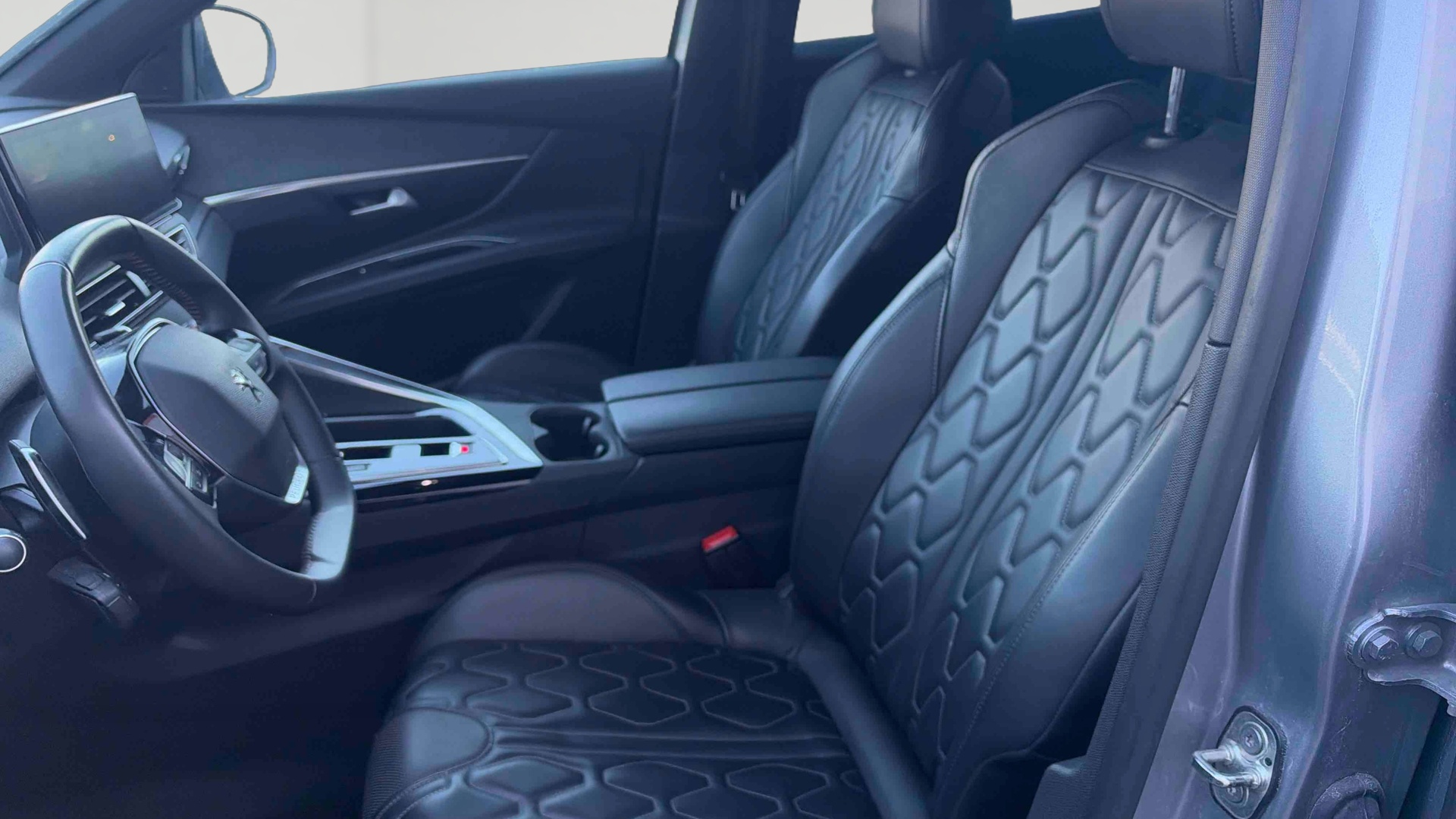 PEUGEOT 3008 ALLURE PACK HYBRID 136 CH E-DCS6