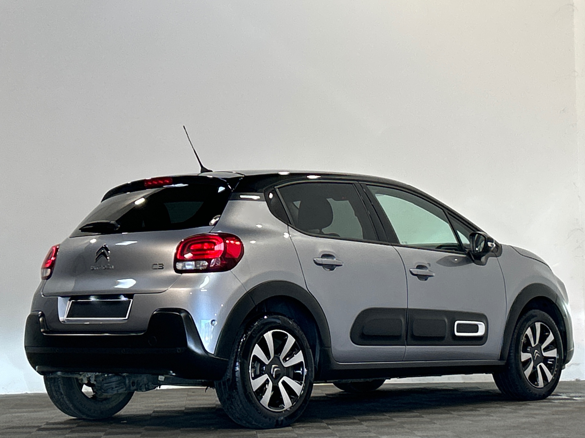 CITROEN C3 PT110 S&S BVM6 SHINE