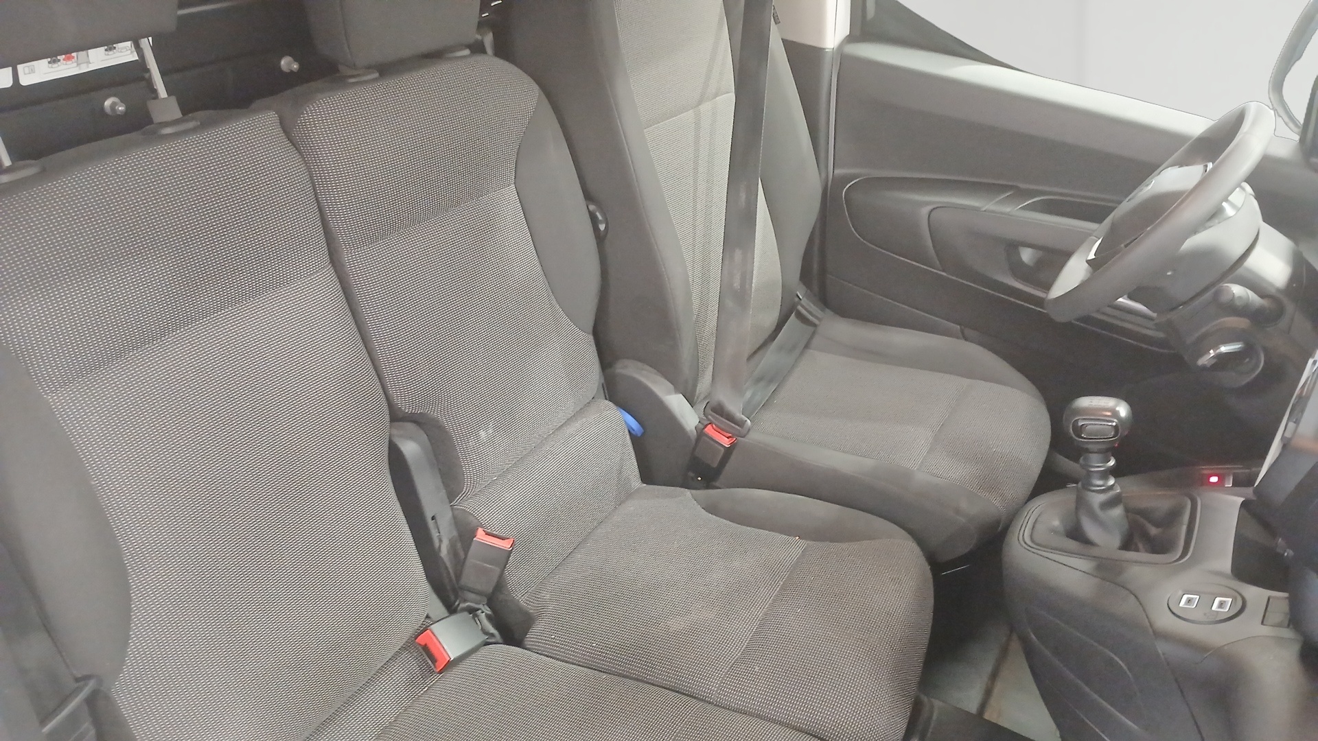 PEUGEOT PARTNER FOURGON Fourgon Taille M 650 kg BlueHDi 100 S&S BVM6