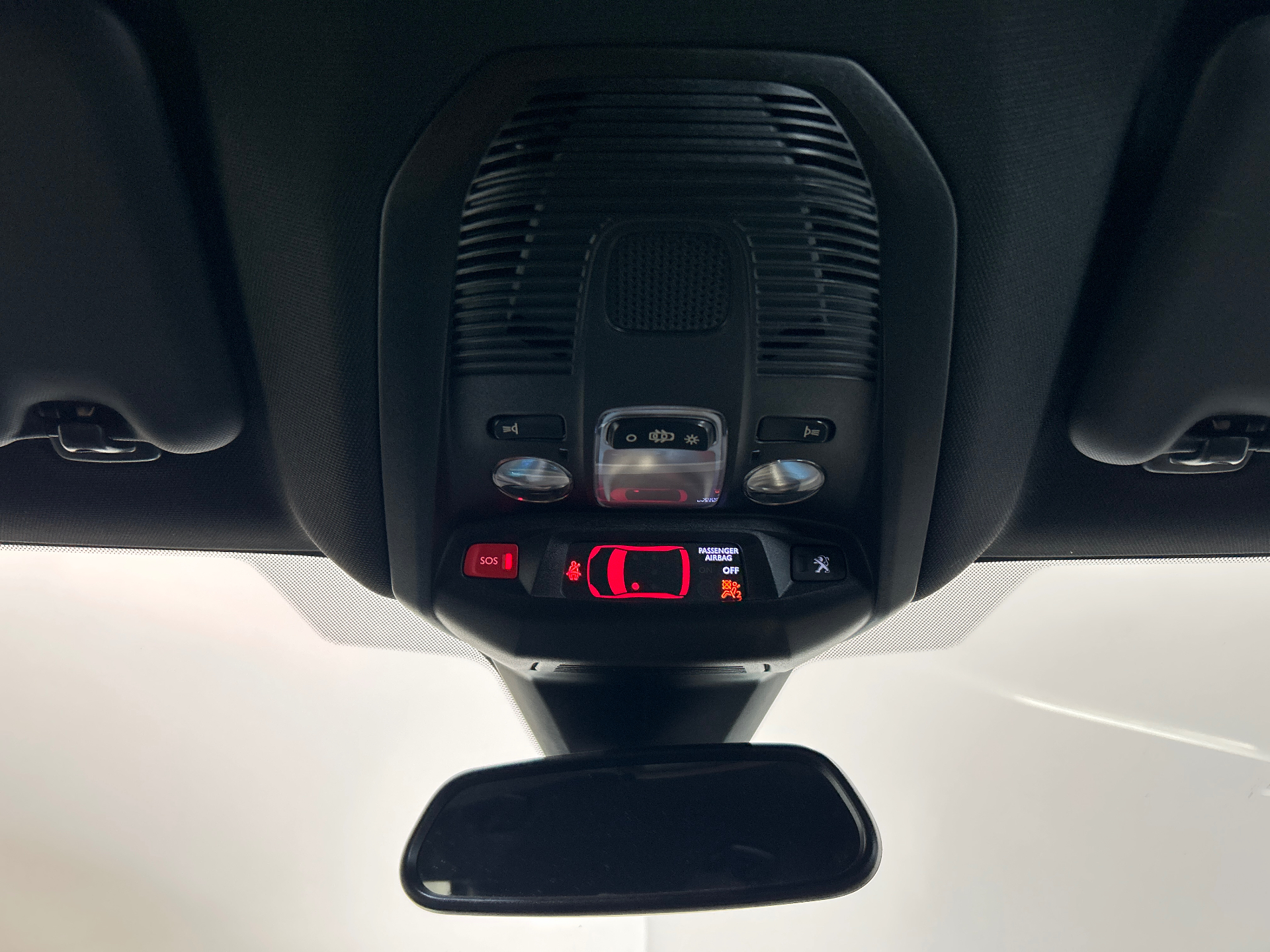 PEUGEOT 3008 Hybrid 180 e-EAT8 Allure Pack